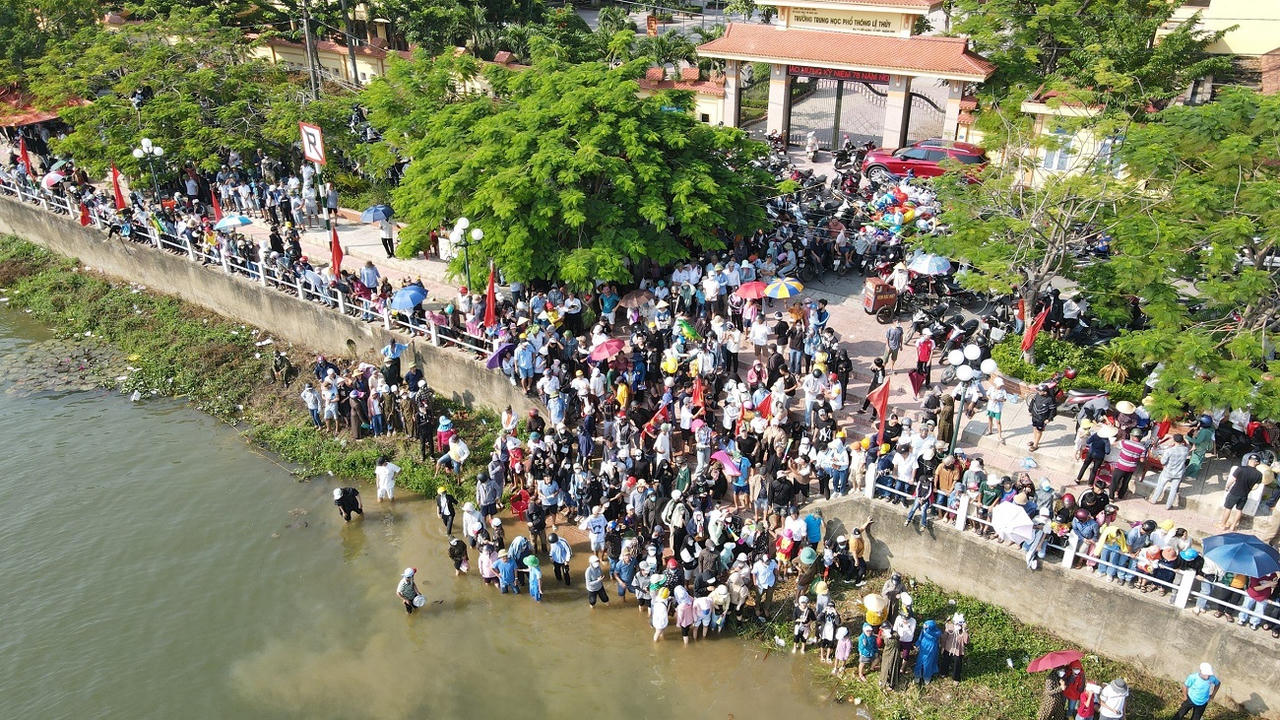 Về Quảng Bình xem các lễ hội đua thuyền mừng ngày Quốc khánh 2/9