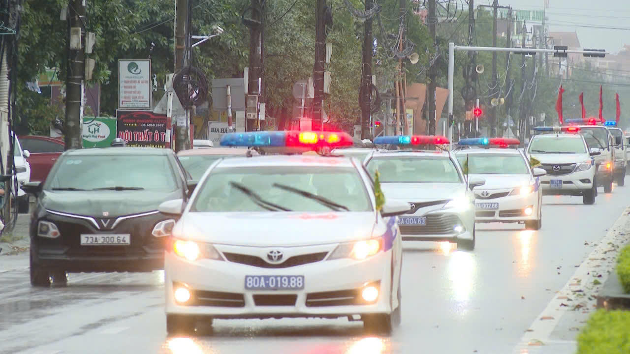 Ra quân 60 ngày cao điểm đảm bảo TTATGT dịp Tết và các lễ hội đầu Xuân