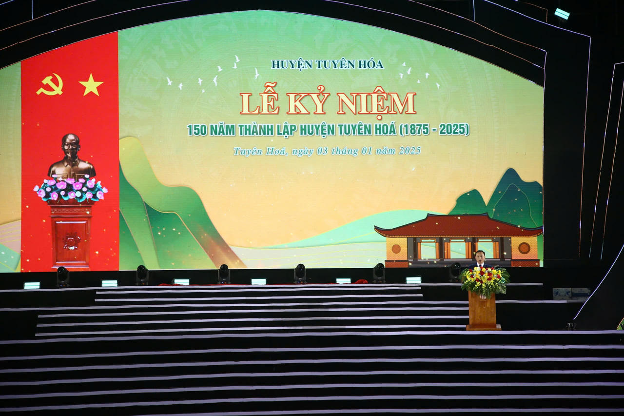 Lắng đọng chương trình nghệ thuật 'Âm vang miền sơn cước' kỷ niệm 150 năm huyện Tuyên Hóa