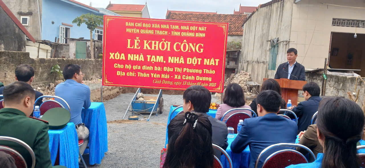 Đồng loạt khởi công các dự án xóa nhà tạm, nhà dột nát trên địa bàn huyện Quảng Trạch