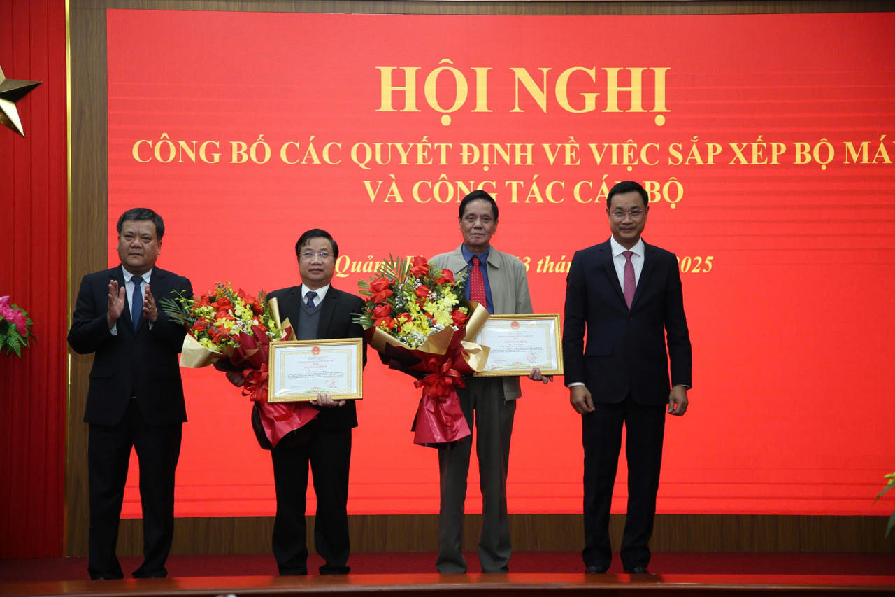 Quảng Bình công bố quyết định về tổ chức bộ máy và công tác cán bộ