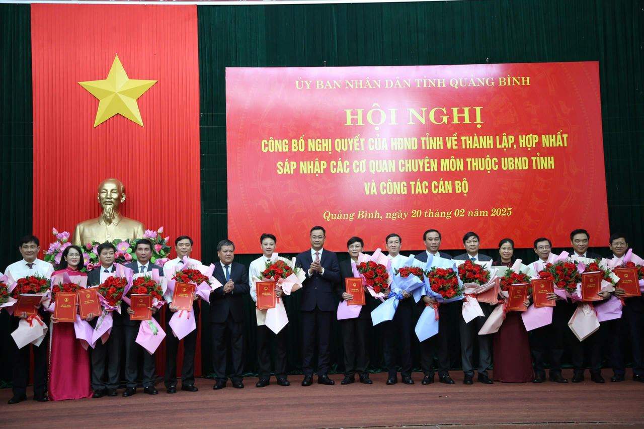 Quảng Bình bổ nhiệm nhiều Giám đốc sở mới sau hợp nhất, tinh gọn bộ máy 