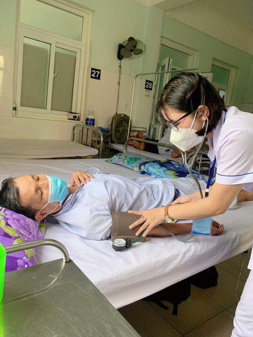 Nâng cao chất lượng khám chữa bệnh bằng Đông - Tây y kết hợp