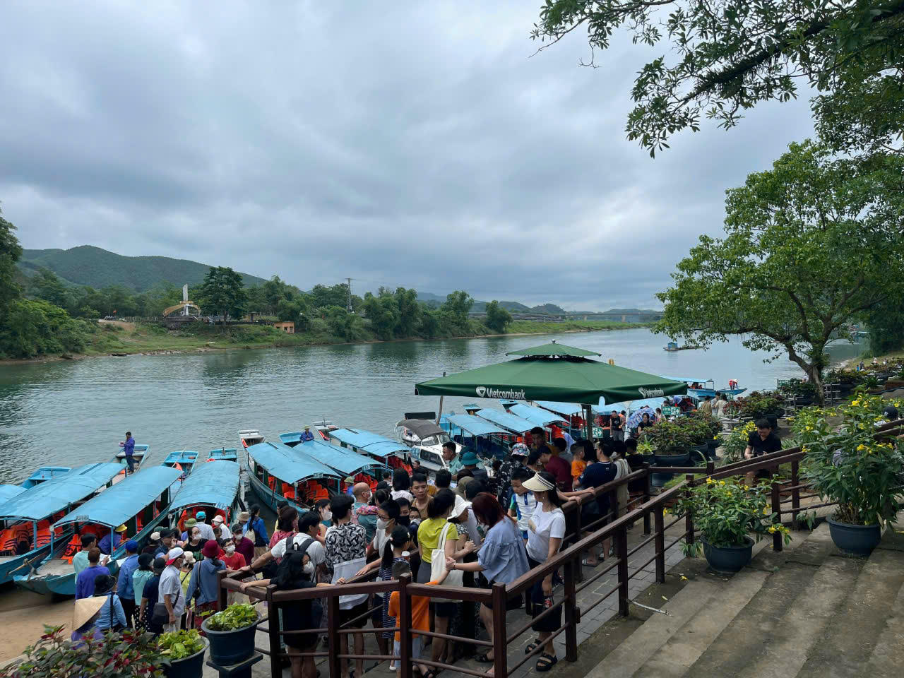 Đường bay và cao tốc thông tuyến - Du lịch Quảng Bình hứa hẹn hút khách dịp hè