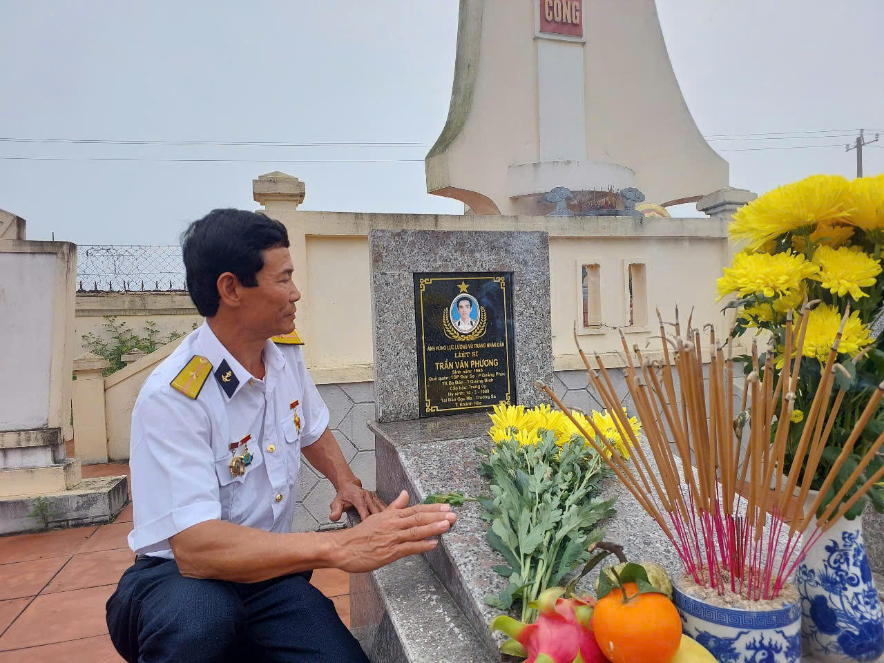 Tưởng niệm, tri ân những chiến sĩ Gạc Ma ngã xuống giữa biển trời Trường Sa