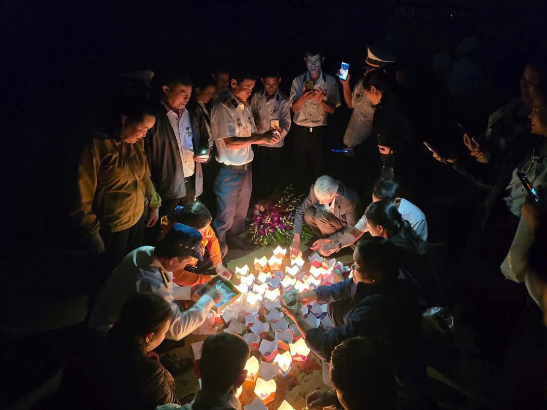 Tưởng niệm, tri ân những chiến sĩ Gạc Ma ngã xuống giữa biển trời Trường Sa