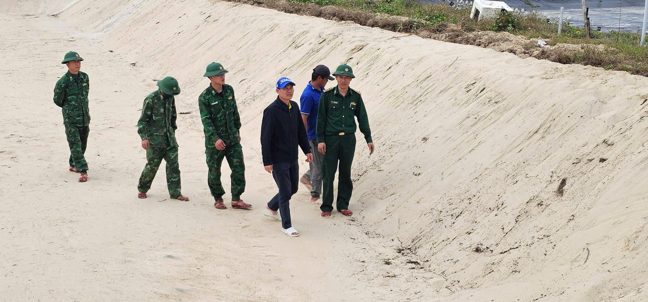 Vướng mặt bằng, đường ven biển Quảng Bình có về đích đúng tiến độ?