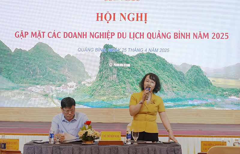 'Viên kim cương xanh' Quảng Bình - điểm đến đáng nhớ trong dịp hè