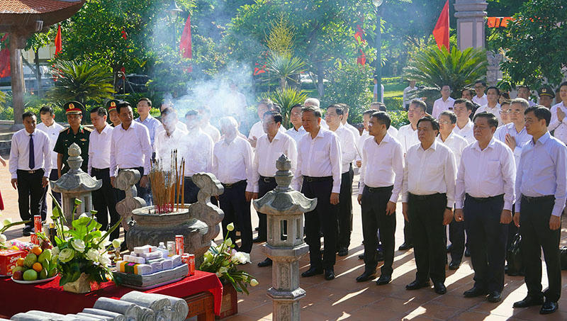 Tổng Bí thư Tô Lâm làm việc với Ban Thường vụ Tỉnh ủy Quảng Bình và Quảng Trị