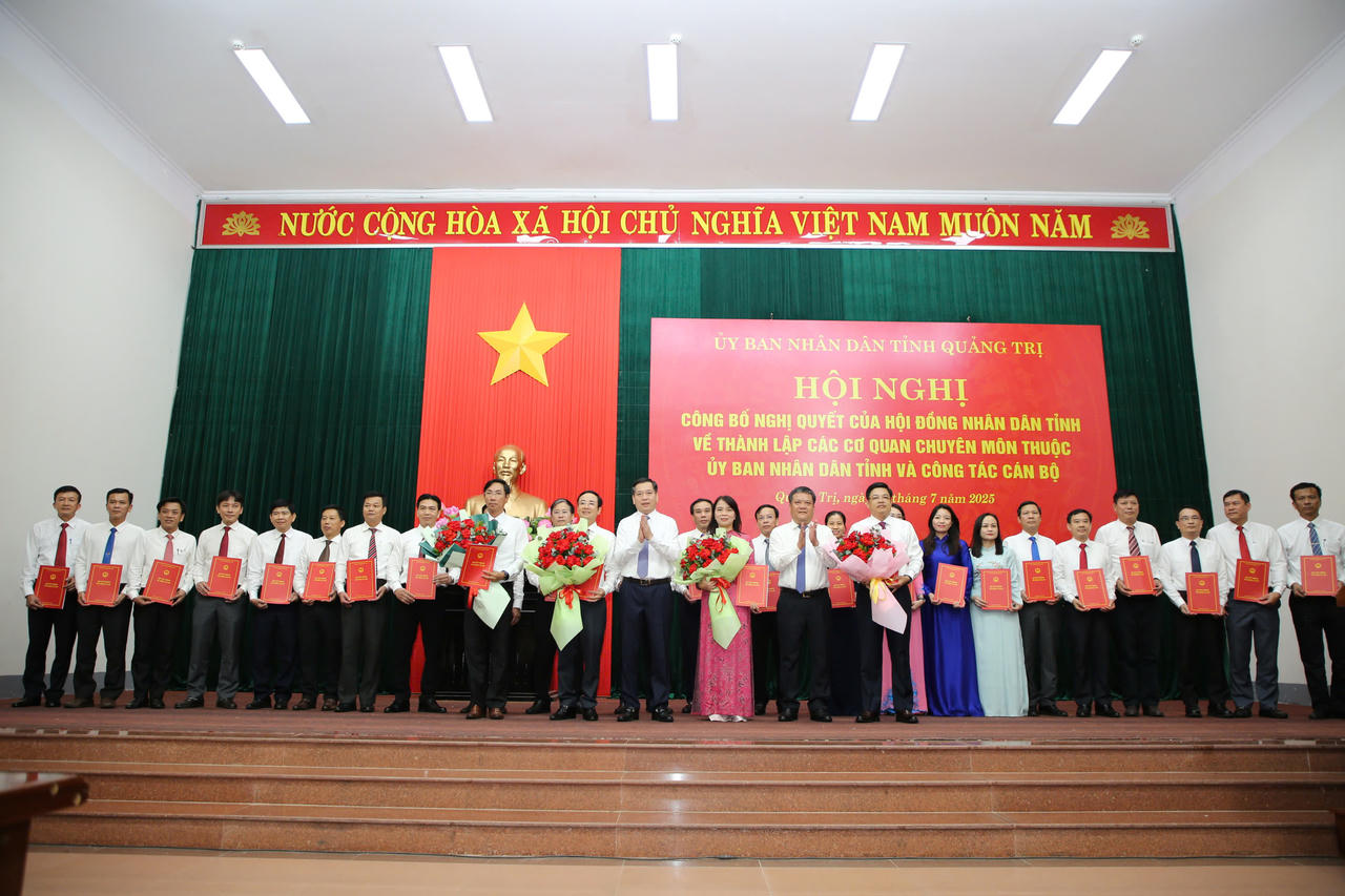 Ông Trần Chí Tiến giữ chức Giám đốc Sở Tư pháp tỉnh Quảng Trị sau hợp nhất