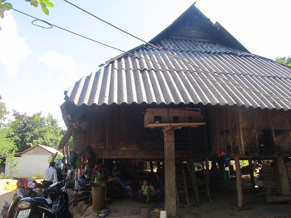 Đặc sắc nhà dài người Pa Kô ở vùng biên Quảng Trị