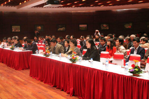 Tìm hướng xây dựng bộ sưu tập quà tặng mang đặc trưng văn hoá Việt Nam