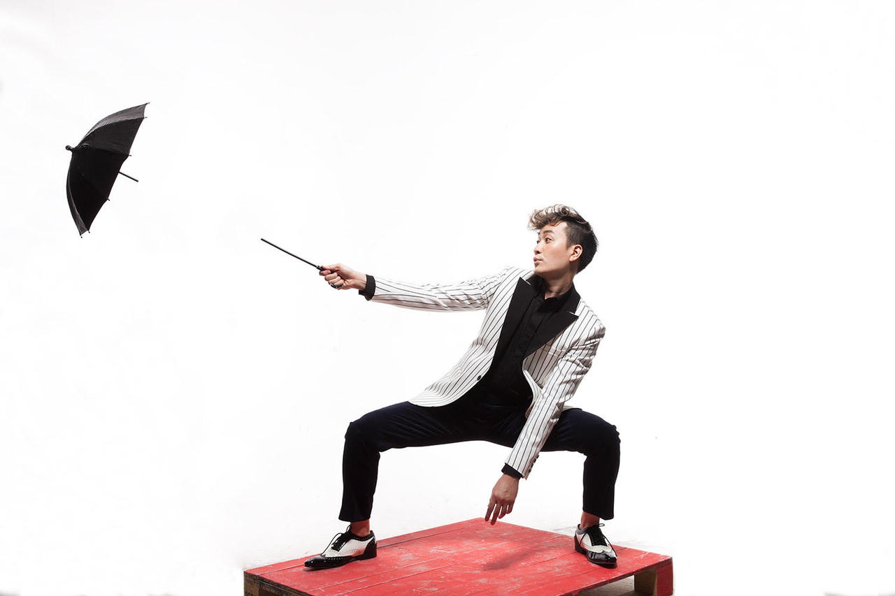 Lương Mạnh Hải 'nổi loạn' trong bộ hình Valentine