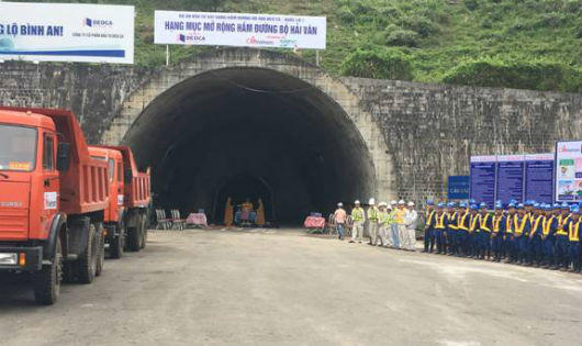 Khởi công mở rộng hầm lánh nạn Hải Vân thành hầm giao thông