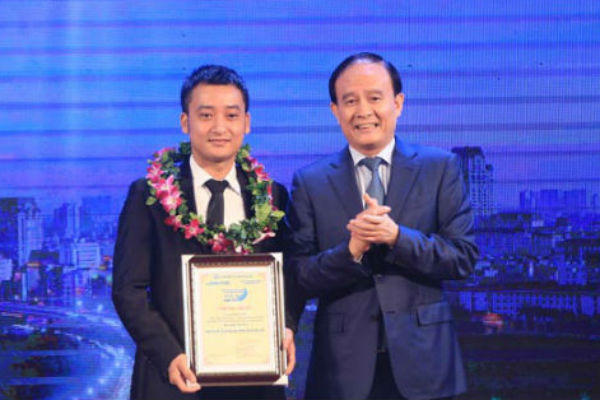 “Tìm lời giải cho bài toán ùn tắc giao thông Hà Nội” đạt giải đặc biệt