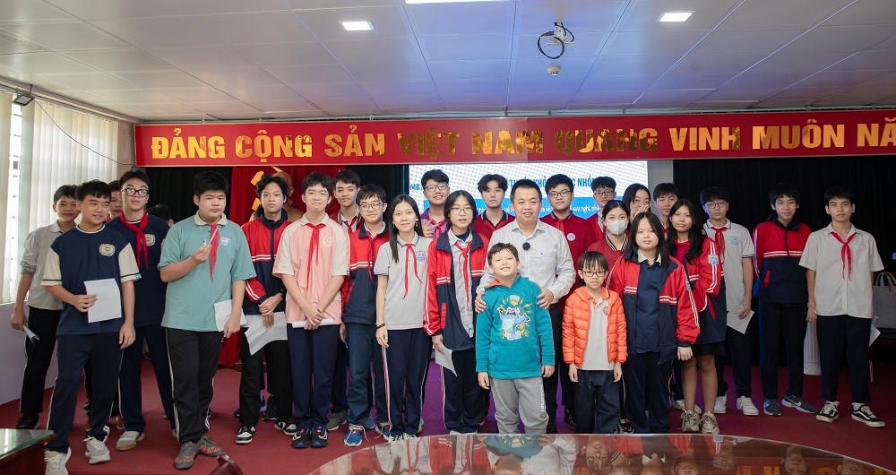 Công ty Bảo hiểm nhân thọ MB Ageas Life miễn phí chuỗi đào tạo kỹ năng sống cho hàng ngàn học sinh