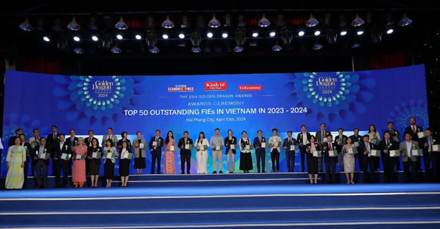 MB Ageas Life lọt Top doanh nghiệp FDI tiêu biểu 2023 nhận giải thưởng Rồng Vàng