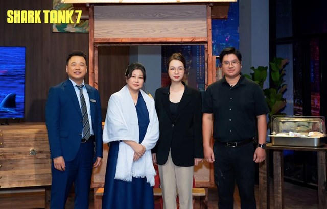 Shark Tank Việt Nam mùa 7: Startup mang ước mơ bình dân hóa bát mì ramen tại Việt Nam khiến các shark tung offer 'cực xịn'