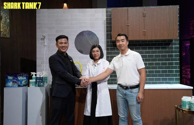 Shark Tank Việt Nam mùa 7: Startup mang ước mơ bình dân hóa bát mì ramen tại Việt Nam khiến các shark tung offer 'cực xịn'