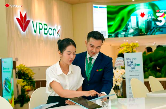 VPBank khai trương chi nhánh Flagship ngân hàng đầu tiên tại Việt Nam