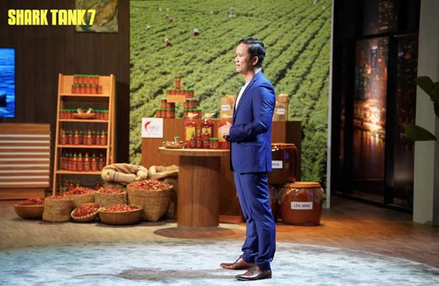 Startup bán tương ớt vào Mỹ khiến 'bộ đôi cá mập' điều chỉnh đề nghị đầu tư liên tục