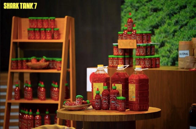 Startup bán tương ớt vào Mỹ khiến 'bộ đôi cá mập' điều chỉnh đề nghị đầu tư liên tục