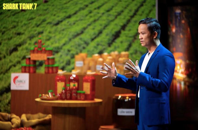 Startup bán tương ớt vào Mỹ khiến 'bộ đôi cá mập' điều chỉnh đề nghị đầu tư liên tục