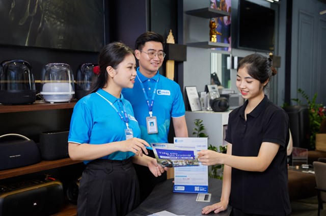 Mua sắm mùa tựu trường, nhận ngay phần quà lên đến 200 triệu đồng với Mcredit