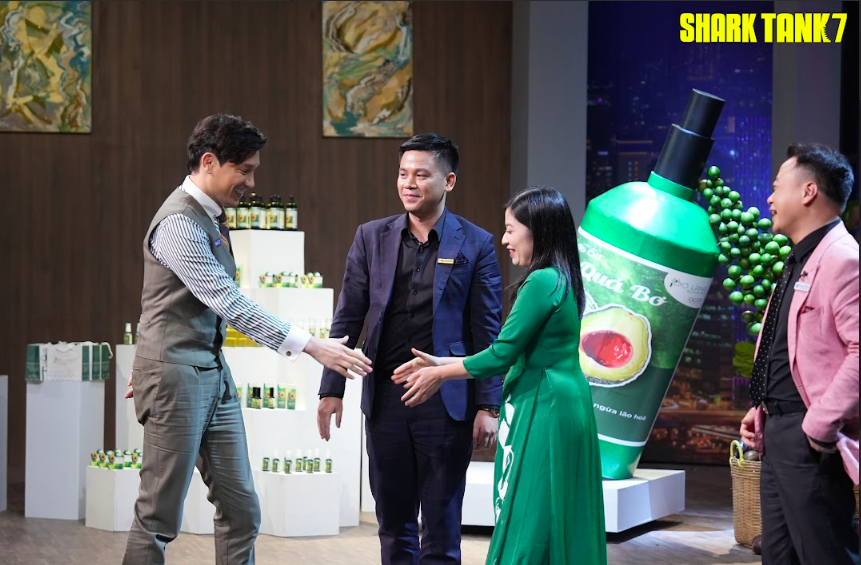 Startup mỹ phẩm thiên nhiên Pơ Lang khiến 3 'cá mập' liên minh đầu tư, Shark Bình tung chiêu khiến nữ Founder chốt deal vội