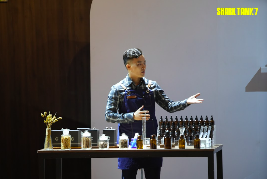 Lợi nhuận 'dậm chân tại chỗ' trong 2 năm, Startup nước hoa Việt được Shark Bình chỉ ra điểm yếu 'chí mạng'