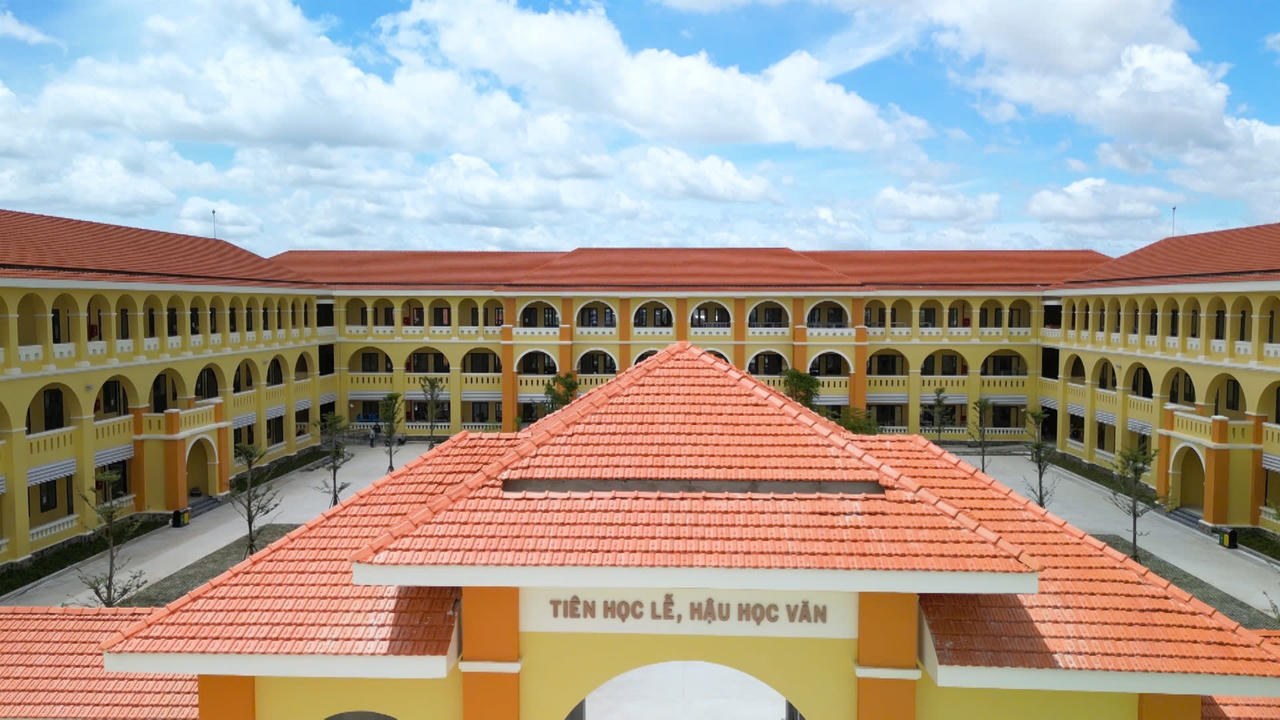 Trường học công lập quy mô 100 tỷ do VPBank tài trợ tại Long An đạt chuẩn xanh quốc tế