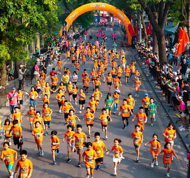 Bùng nổ đường đua Mastercard Kids Run 2024