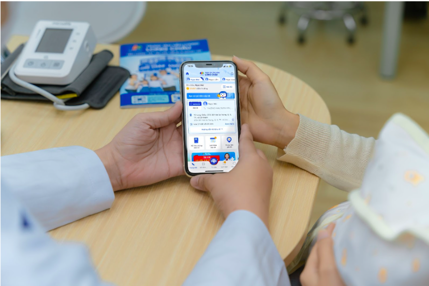 FPT Retail 8 năm liền khẳng định vị thế ‘Top 10 Công ty Bán lẻ uy tín’