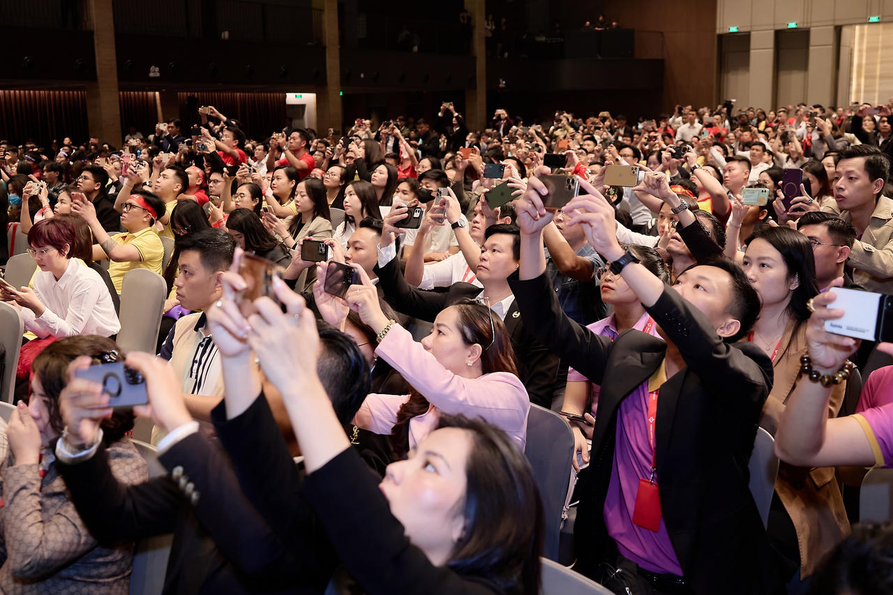 Lượng sales áp đảo xung kích trong lễ ra quân phân khu thấp tầng Đô thị nghỉ dưỡng của Sun Group tại Hà Nam