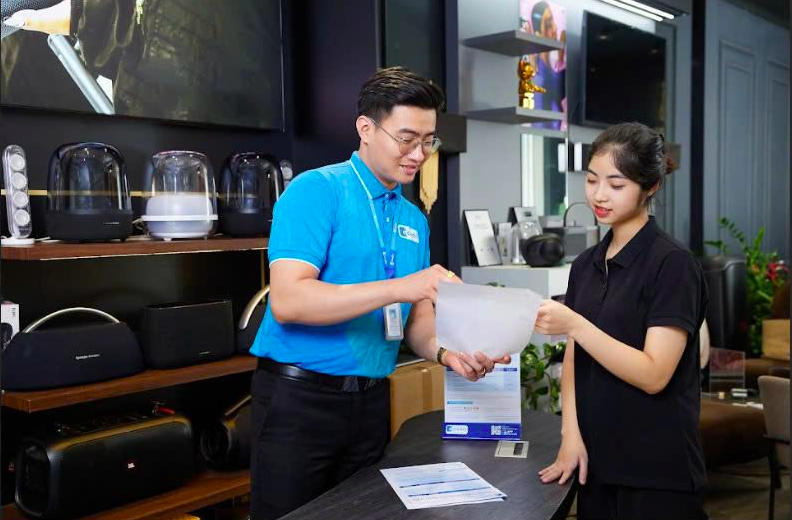 Fitch Ratings nâng xếp hạng tín nhiệm của Mcredit