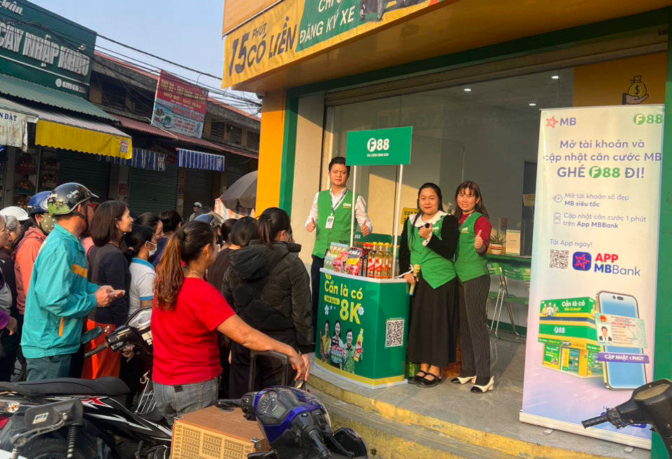 'Tạp hoá đồng giá 8k' hỗ trợ người lao động mùa Tết