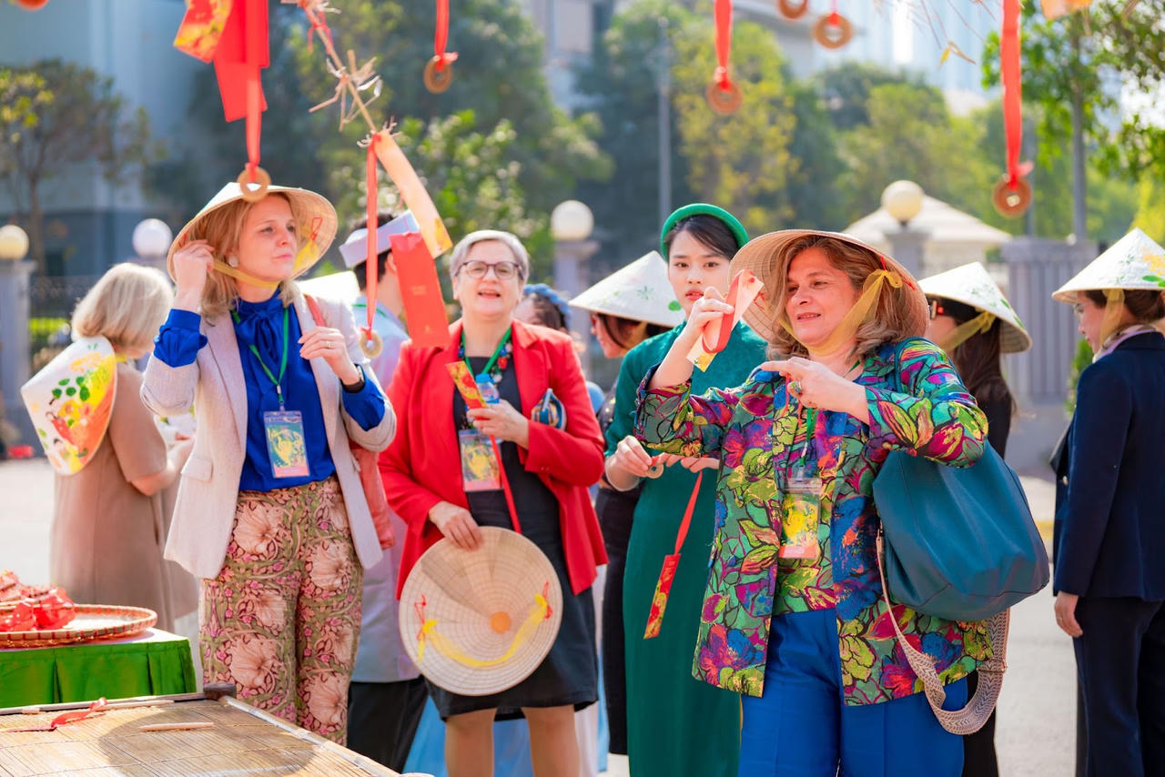 Khai hội Home Hanoi Xuan 2025: Tôn vinh âm nhạc và văn hóa truyền thống Việt