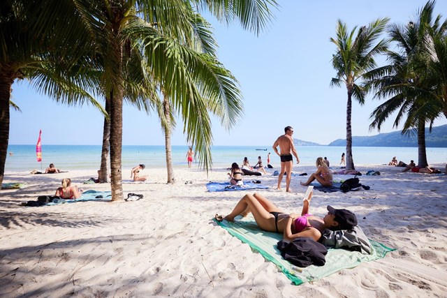 Đà Nẵng, Phú Quốc có gì chơi Tết khiến du khách trong và ngoài nước lũ lượt đổ bộ?