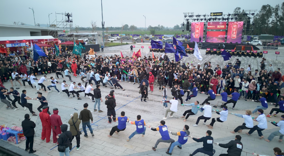 "Nóng rực" sự kiện “Dệt sắc Tết – Gắn kết Hà Nam” tại Đô thị nghỉ dưỡng của Sun Group