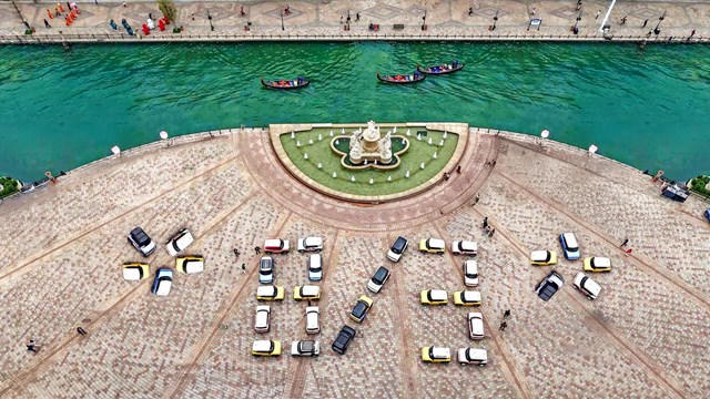 Hội chị em nô nức 'check in' cùng dàn VinFast VF 3, sẵn sàng tranh tài cuộc thi độc bản