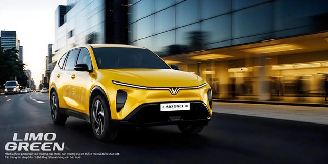 Trạm sạc phủ khắp 63 tỉnh thành, tài xế xe điện tự tin 'xuống tiền' mua VinFast Green