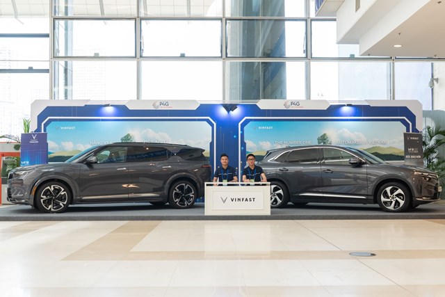 Cận cảnh dàn xe điện đưa đón khách VIP tại Hội nghị Thượng đỉnh P4G