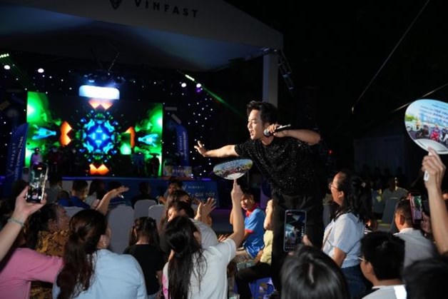 Cơ hội trải nghiệm, sở hữu xe máy điện dễ hơn bao giờ hết cho người lao động Bình Dương