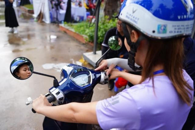 Cơ hội trải nghiệm, sở hữu xe máy điện dễ hơn bao giờ hết cho người lao động Bình Dương