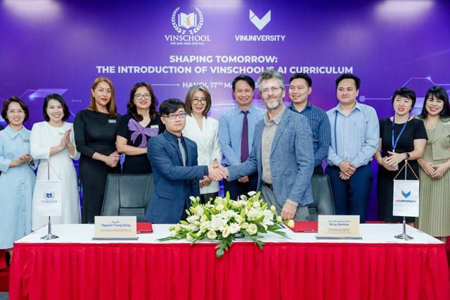 Vinschool triển khai Chương trình Trí tuệ Nhân tạo toàn diện từ mầm non đến lớp 12