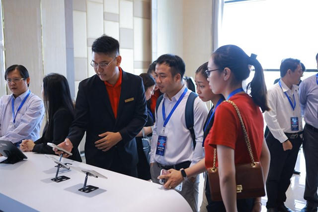 Techcombank đồng hành chuyển đổi số cùng doanh nghiệp Cần Thơ