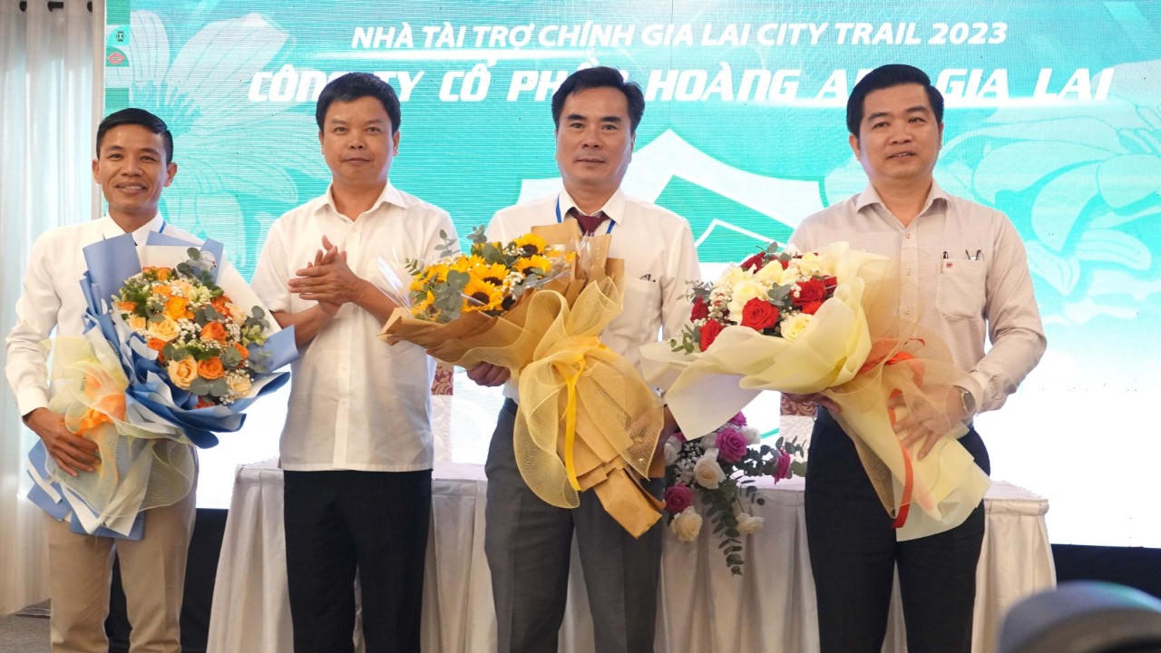 Gia Lai: Khoảng 2000 vận động viên tham gia giải chạy "Giấc mơ đại ngàn"