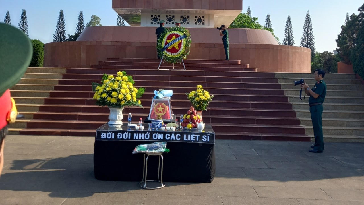Truy điệu và cải táng hài cốt liệt sĩ tại nghĩa trang liệt sĩ tỉnh Gia Lai