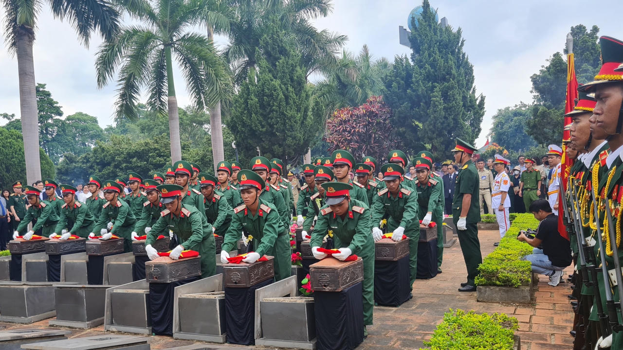 Xúc động lễ đón, truy điệu và an táng 21 hài cốt liệt sĩ ở Gia Lai