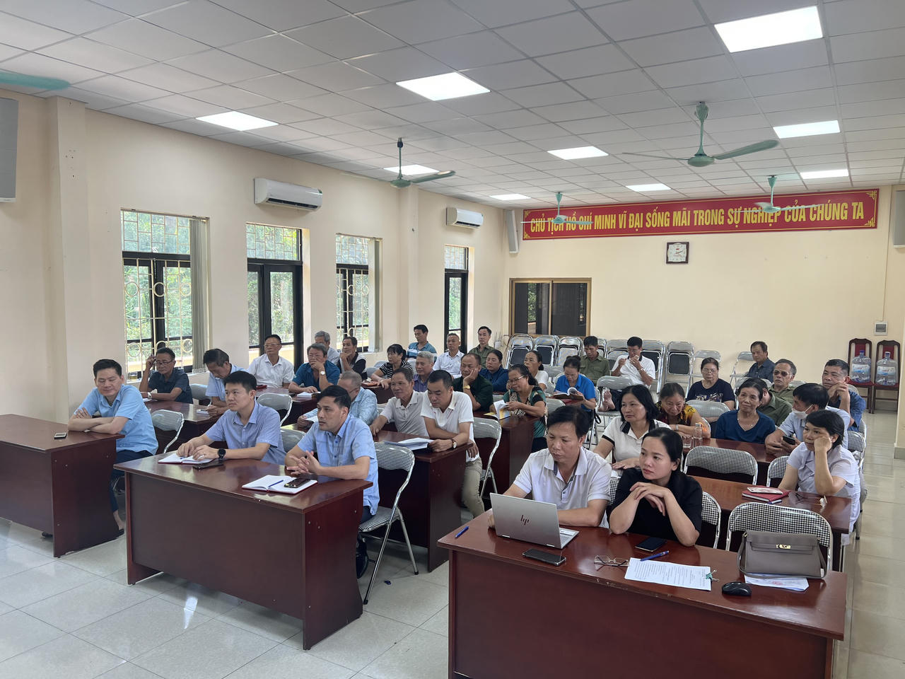 Đưa kiến thức Luật Đất đai 2024 đến tận thôn, khu ở TP Hạ Long